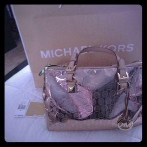 Michael Kors Grayson Rose Gold Large 100%