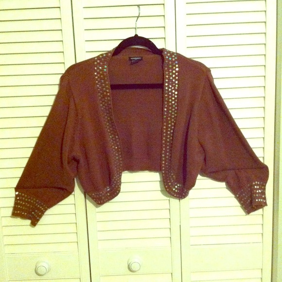 🚨Sold🚨Brown sweater jacket