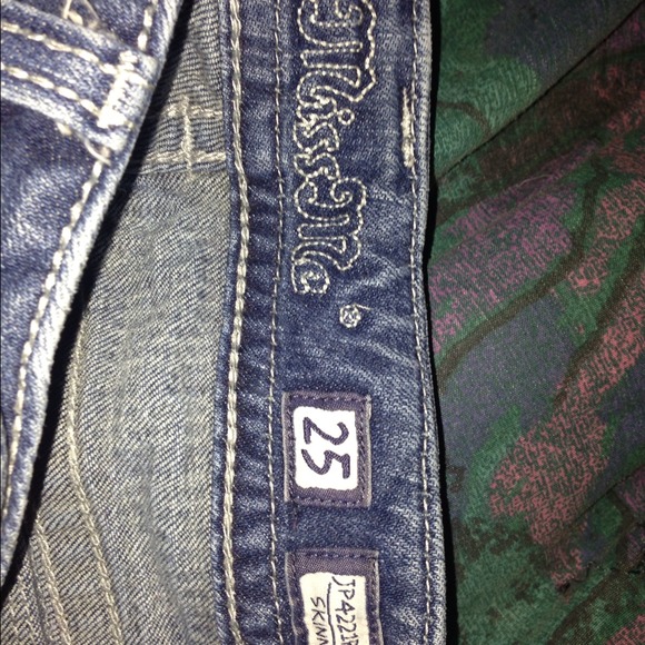 ~SOLD~ Miss Me Jeans - Picture 3 of 3