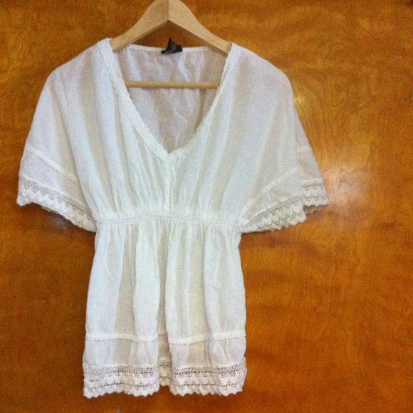 🎉Reserved for Winonasooo🎉White Bohemian Top