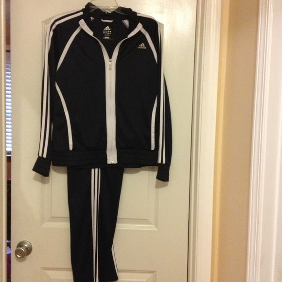 Nylon jogging suit SOLD!!!