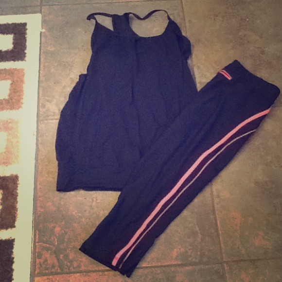"BUNDLED!!!NO Limits" style tank with running crop