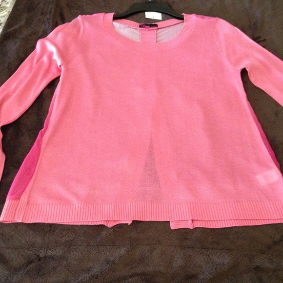 Sold 💚Brand new w tags Sheer pink top w open back