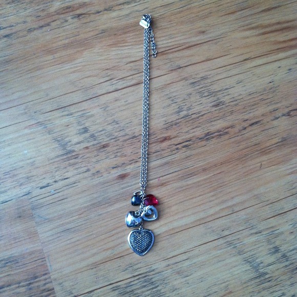 Necklace of Hearts - Picture 3 of 3