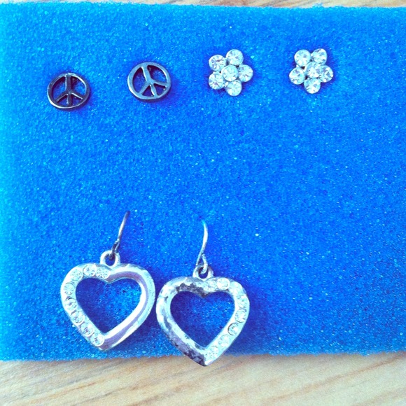 Collection of Earrings - Picture 1 of 2