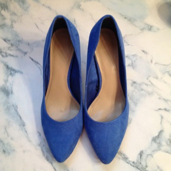Blue suede shoes