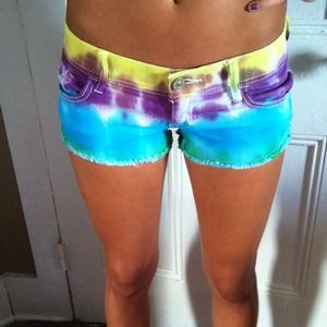 Tie dye Abercrombie & Fitch shorts