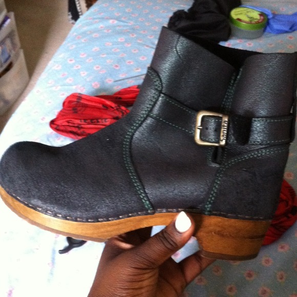 Sanita shoes