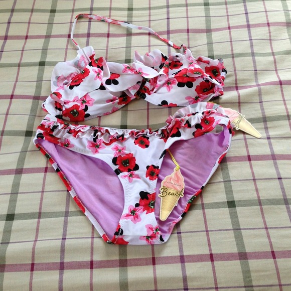 River Island Other River Island Floral Two Piece Poshmark