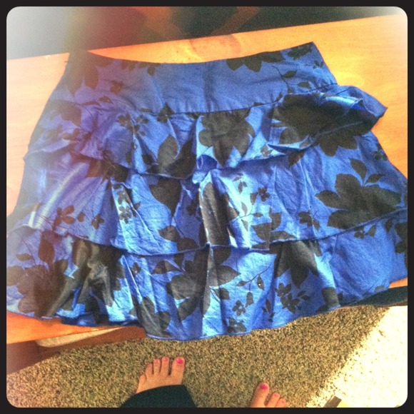Blue and black print skirt - Picture 1 of 1
