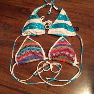 Medium bikini tops