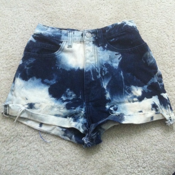 Tye "Die" highwaisted shorts