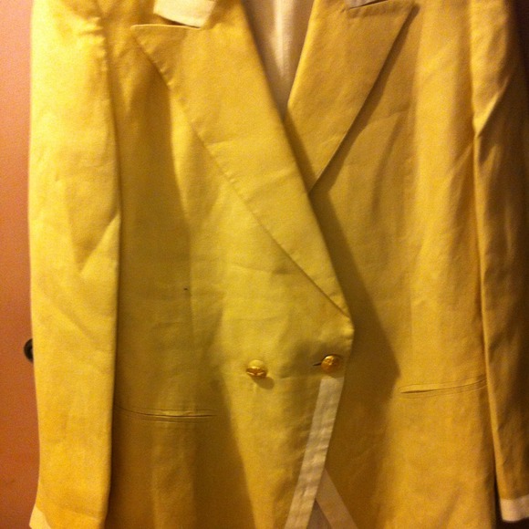 Escada linen beige jacket