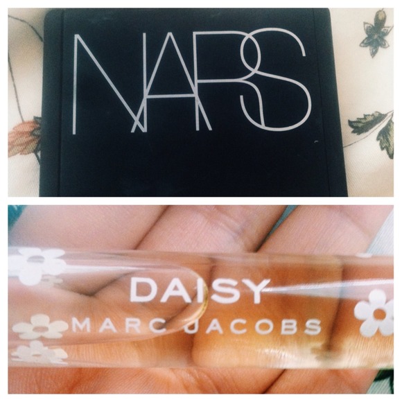 🌸Bundled🌸 Nars Laguna & Daisy rollerball