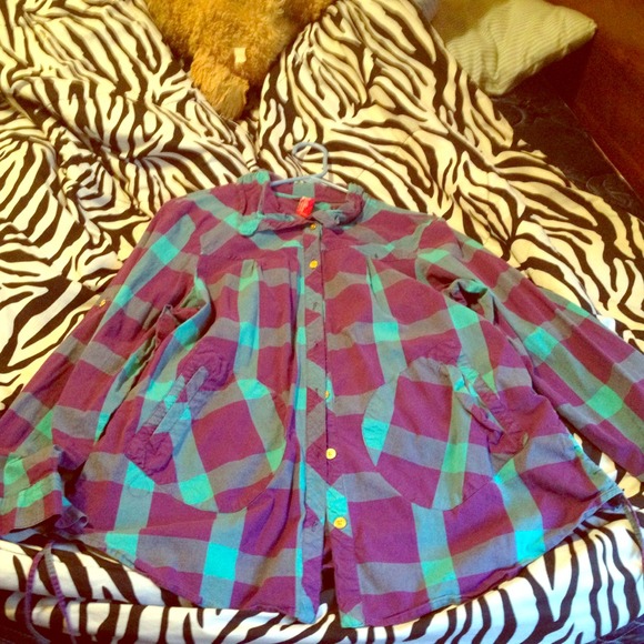 Apple bottom, long sleeve button down shirt
