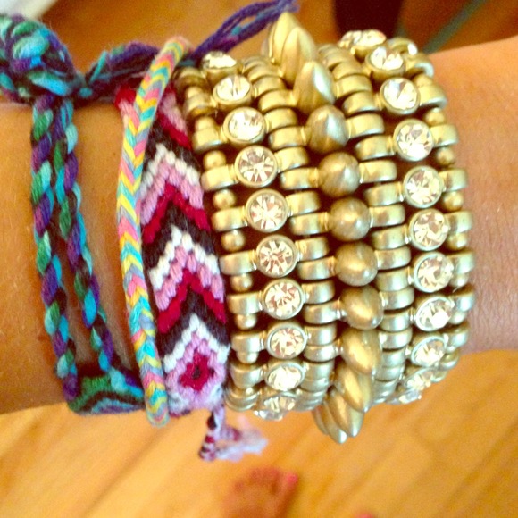 Super cute spiked and rhinestone bracelet