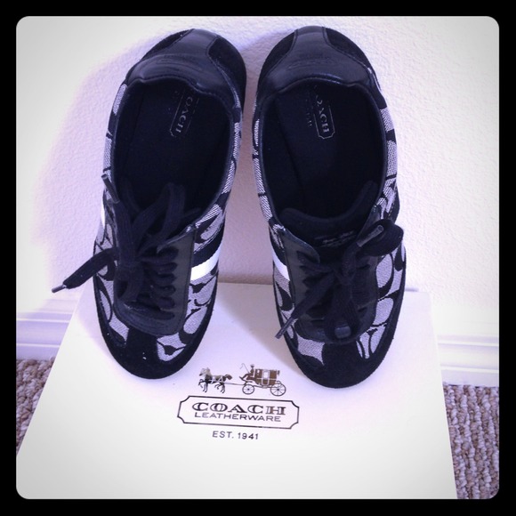 🍀🍀🍀Authentic Coach Sneakers🍀🍀🍀