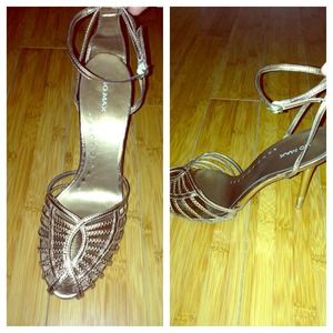 Bronze sz 10 heels