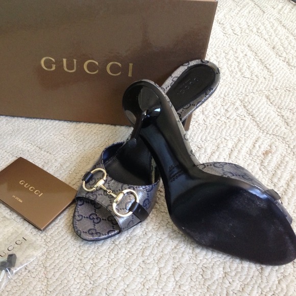 Authentic gucci shoes - Picture 2 of 4