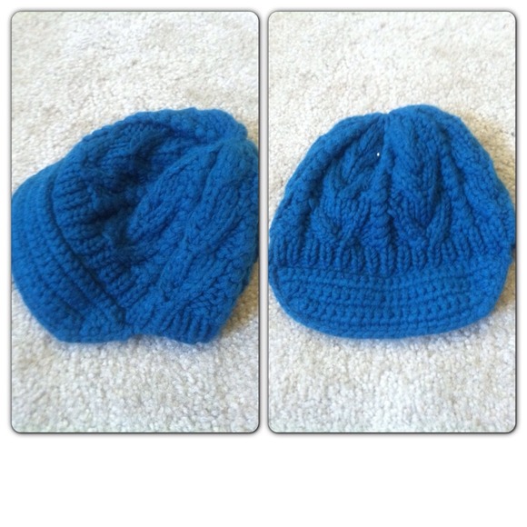 Teal knit hat