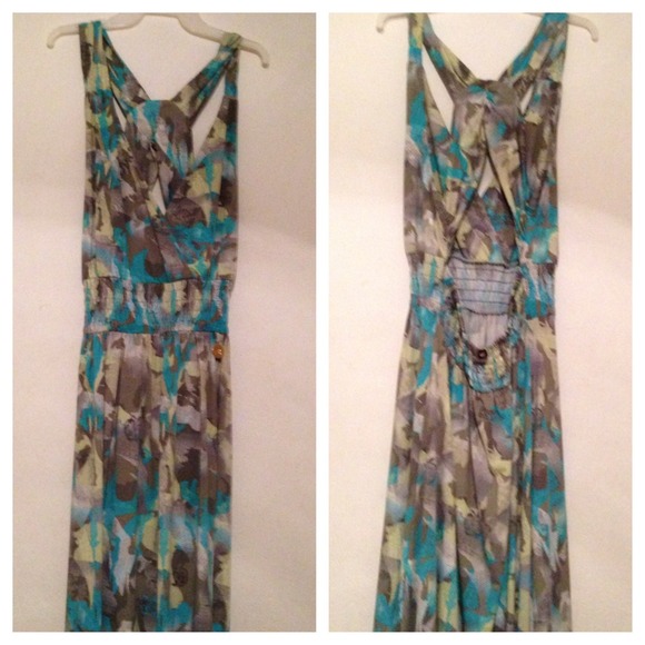 Cute apple bottom maxi dress - Picture 2 of 3