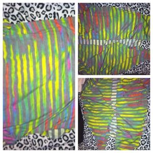 Striped open-back loose fitting shirt!