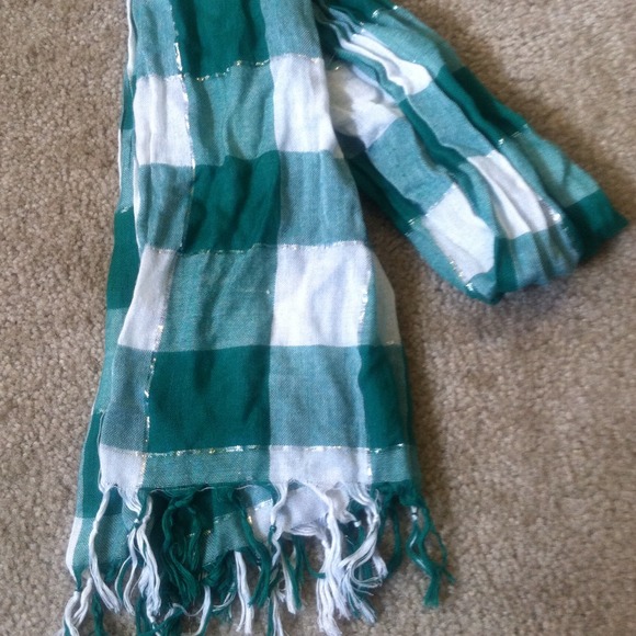 Green plaid scarf