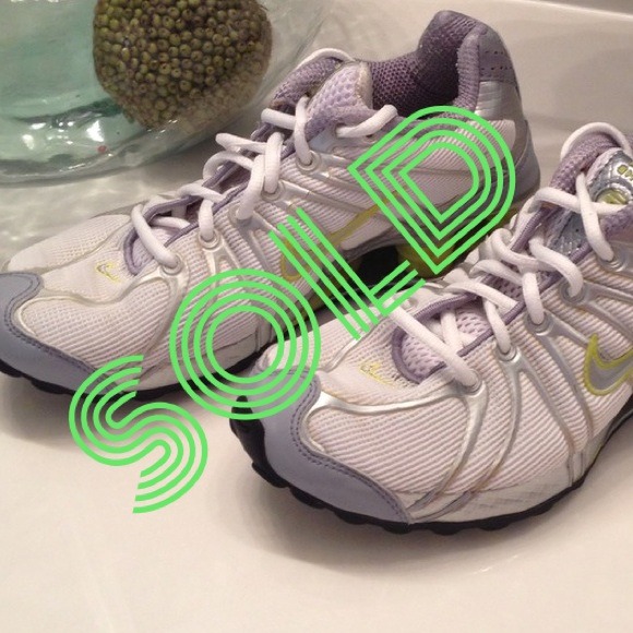 🎯SOLD🎯Nike Shox, Sz 7