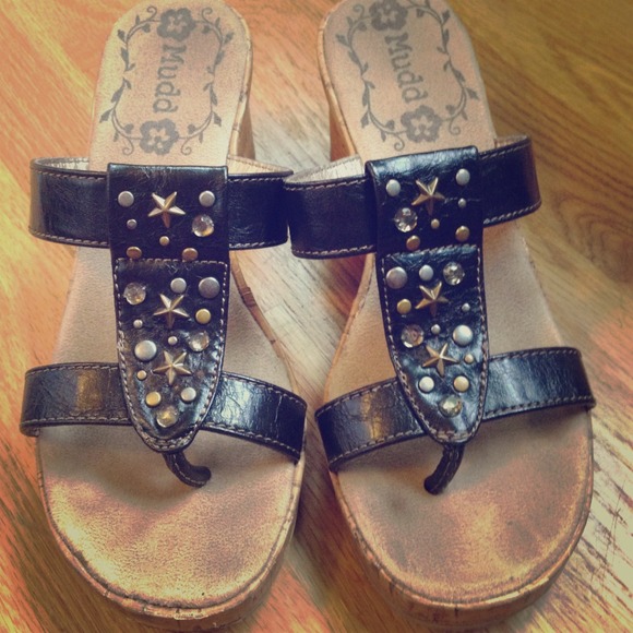 Brown wedges