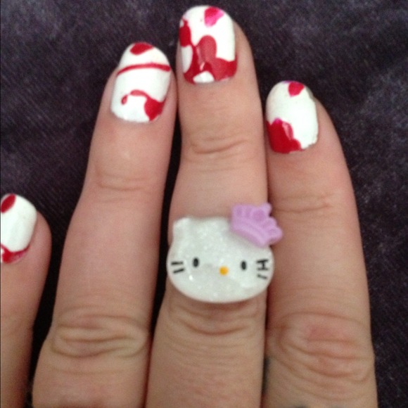 Hello Kitty ring - Picture 2 of 3
