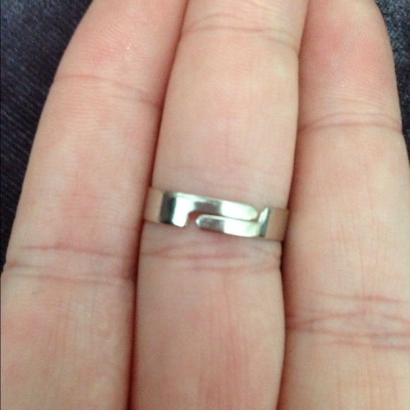Hello Kitty ring - Picture 3 of 3