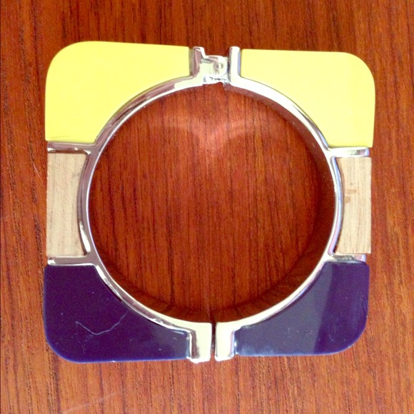 Part of Bundle: LOFT Square color block bracelet