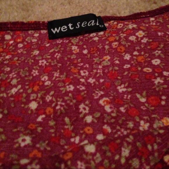 Wet Seal Summer Blouse 👗 - Picture 2 of 2