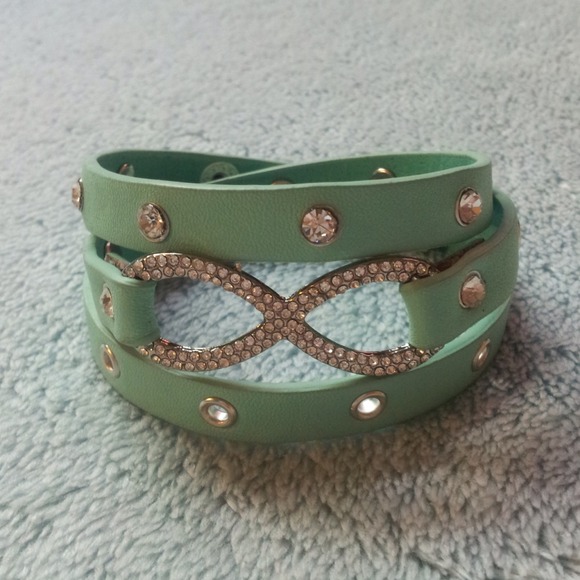 (30% OFF) Mint Infinity Wrap/Bracelet - Picture 2 of 4