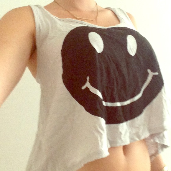 Smiley crop tank with hood