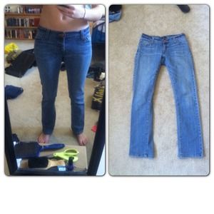 Levi's light wash jeans