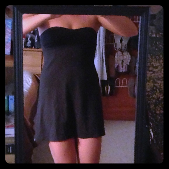 🎀SOLD🎀Strapless Oakley Dress