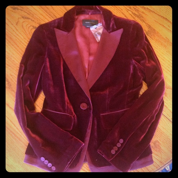 🚫🚫SOLD🚫🚫 Lush BCBG Max Azria Velvet Blazer
