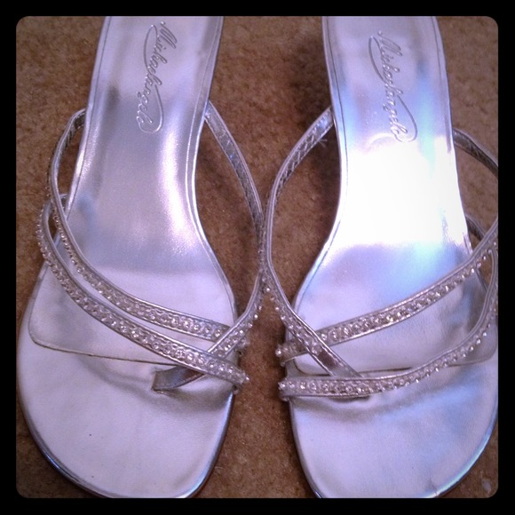 Michelangelo Silver Accented Heels🚫SOLD🚫