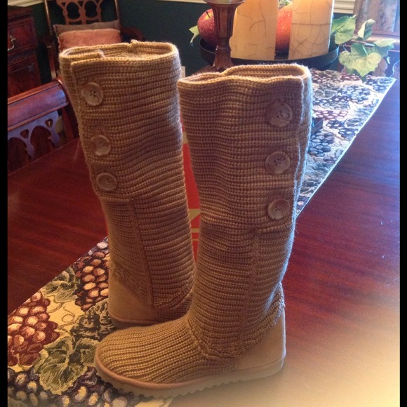 Camel color knit boots!!! - Picture 3 of 4