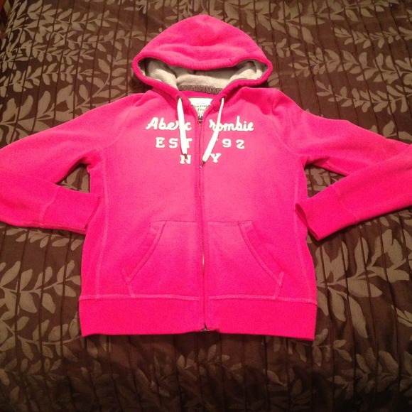 ❌Bundled❌💞REDUCED... $10 Hoodie