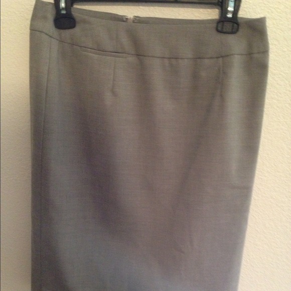 Brand new Calvin Klein formal skirts - Picture 3 of 4