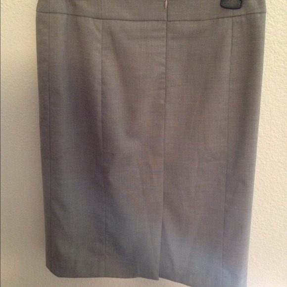 Brand new Calvin Klein formal skirts - Picture 4 of 4