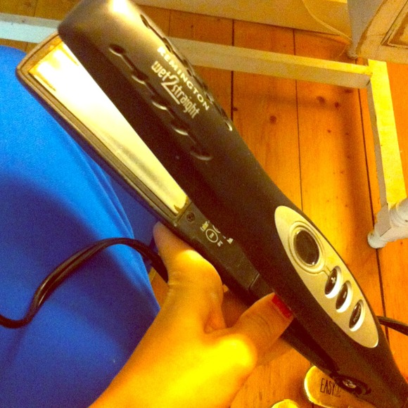 Remington flat iron  hair straightener
