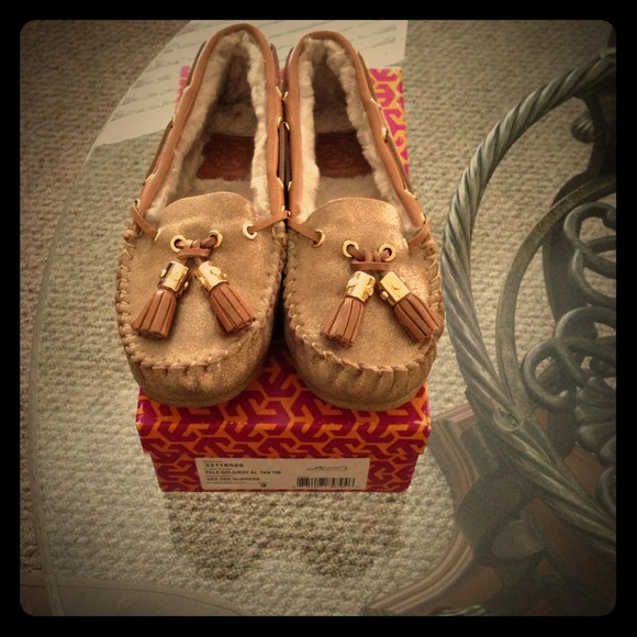 Tory Burch Gold Dee Dee Slippers size 9 like new
