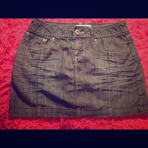 Denim skirt, gently worn. negotiable