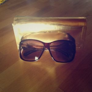 Tory Burch oversized cat eye sunglasses