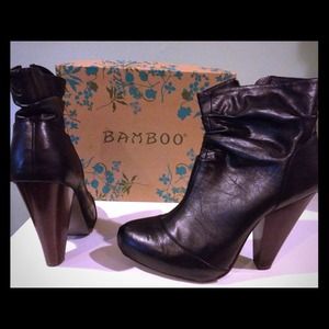 Bamboo Ankle boots size 10 US