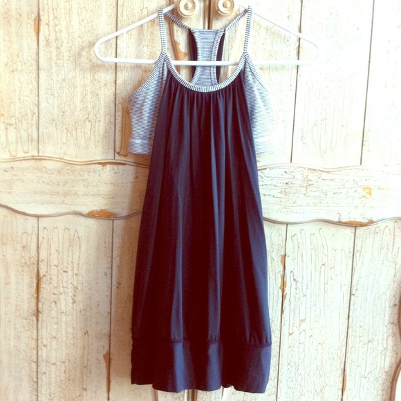 LULULEMON TOP