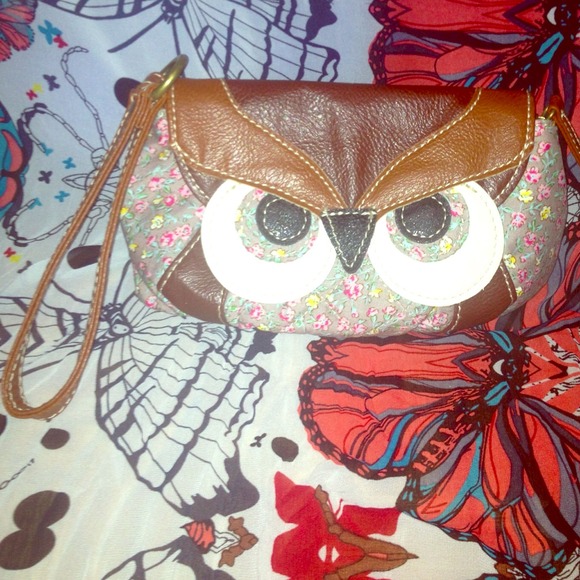 ❤NWOT Adorable owl clutch